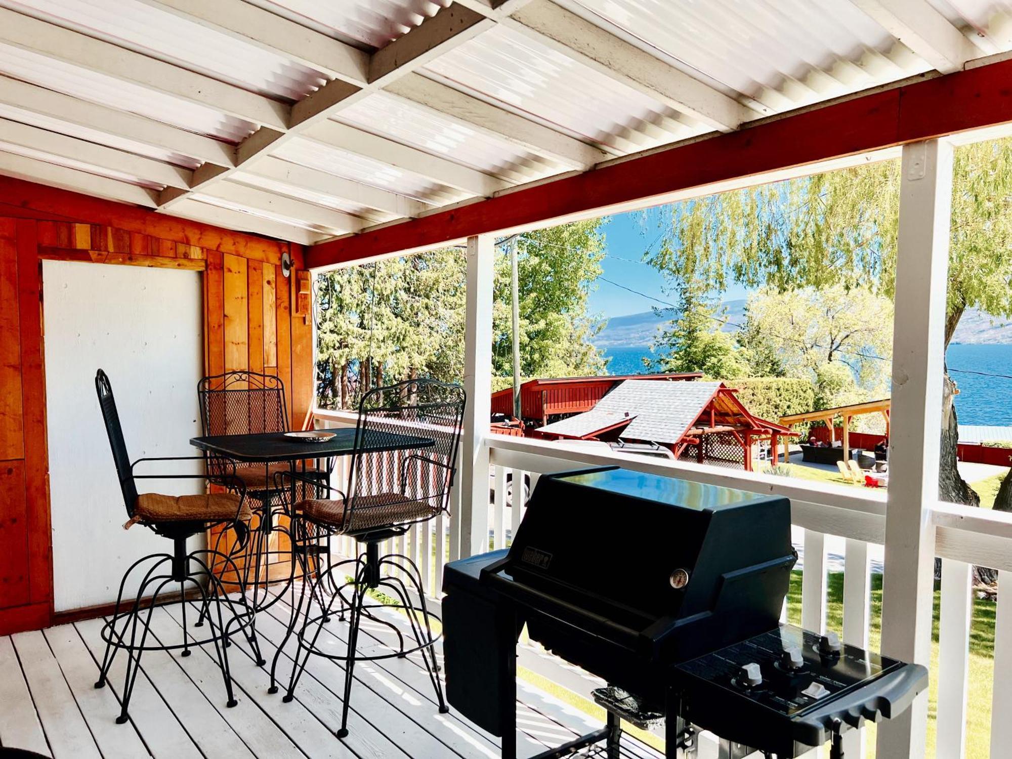 Peachland Beach Resort Exteriér fotografie